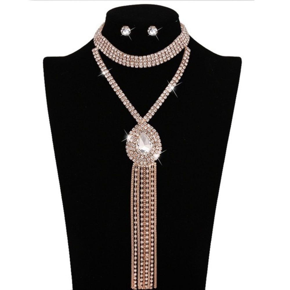 Rhinestone choker necklace set